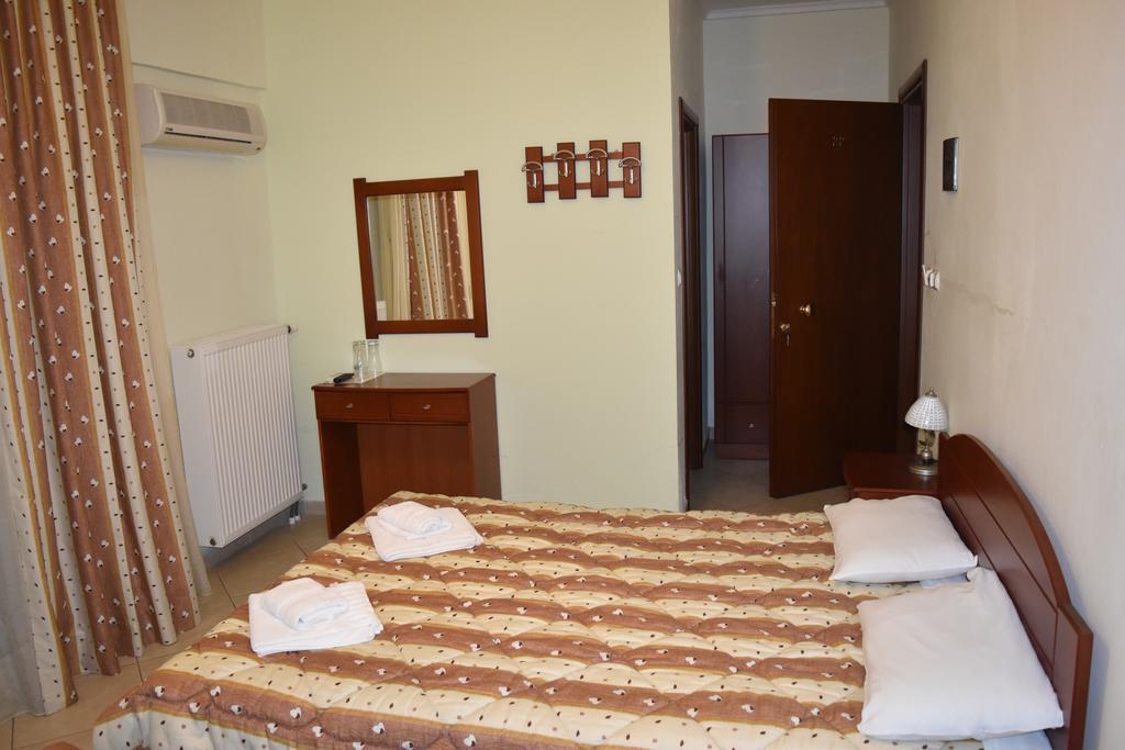 Pension Konstantinoupolis Bed and Breakfast Asprovalta Esterno foto