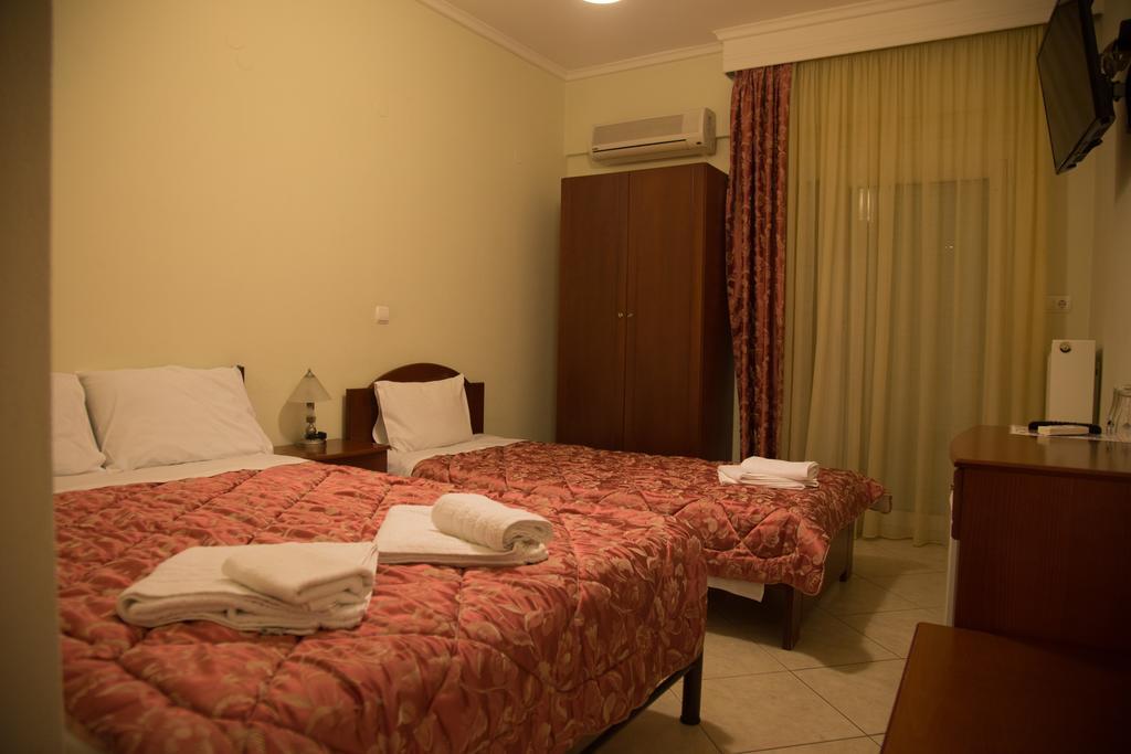 Pension Konstantinoupolis Bed and Breakfast Asprovalta Esterno foto