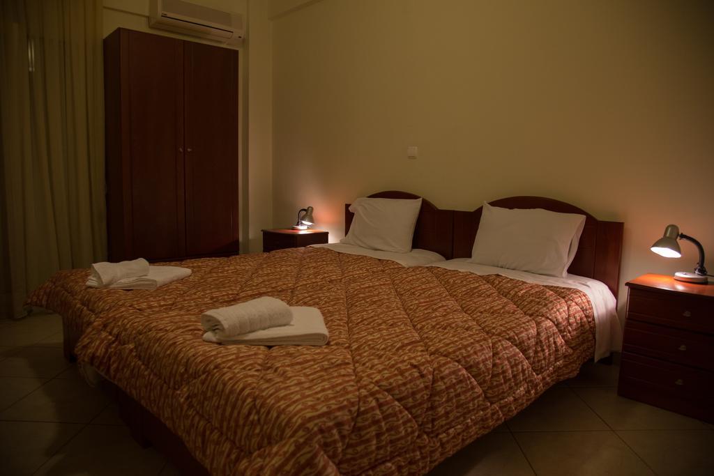 Pension Konstantinoupolis Bed and Breakfast Asprovalta Esterno foto