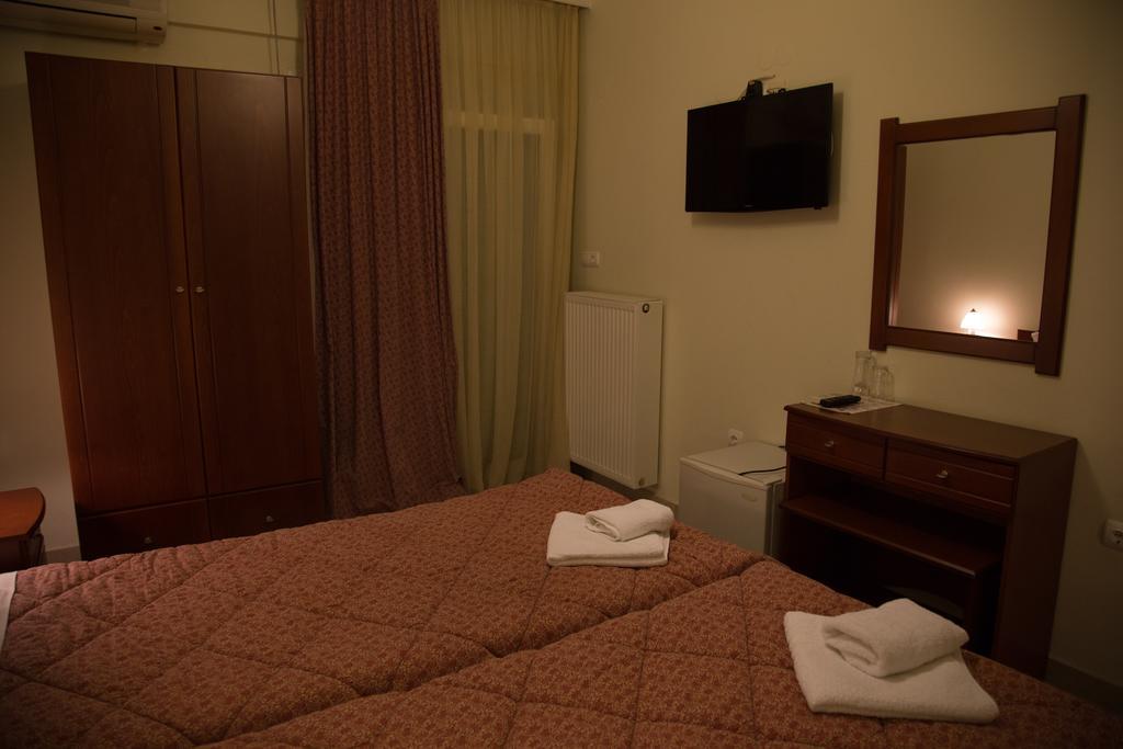 Pension Konstantinoupolis Bed and Breakfast Asprovalta Esterno foto