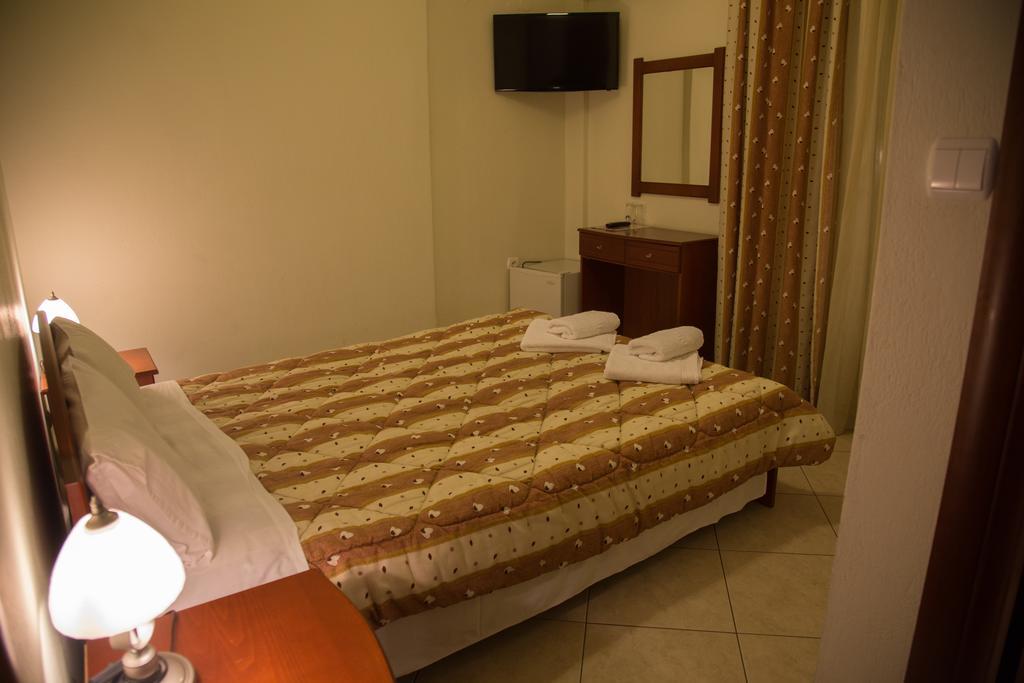 Pension Konstantinoupolis Bed and Breakfast Asprovalta Esterno foto